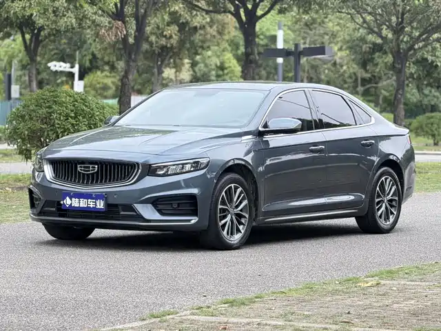 Geely Preface 2.0TD, Люкс