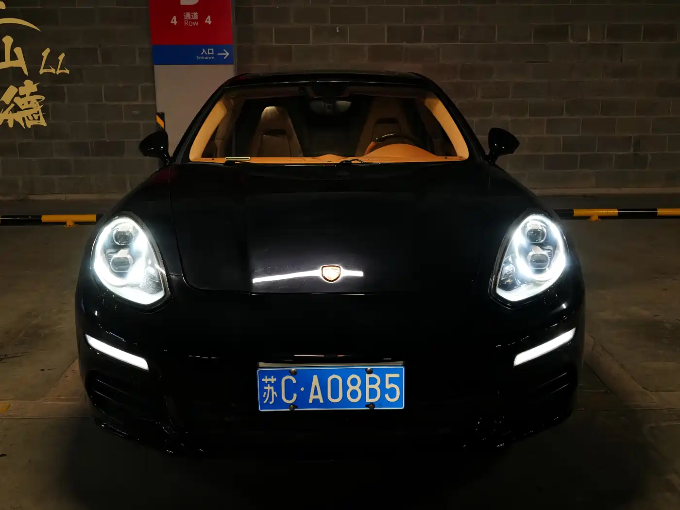 Porsche Panamera 2012 Panamera Turbo S 4.8T