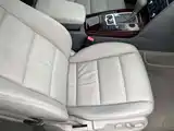 Фото 10 - Audi A6L