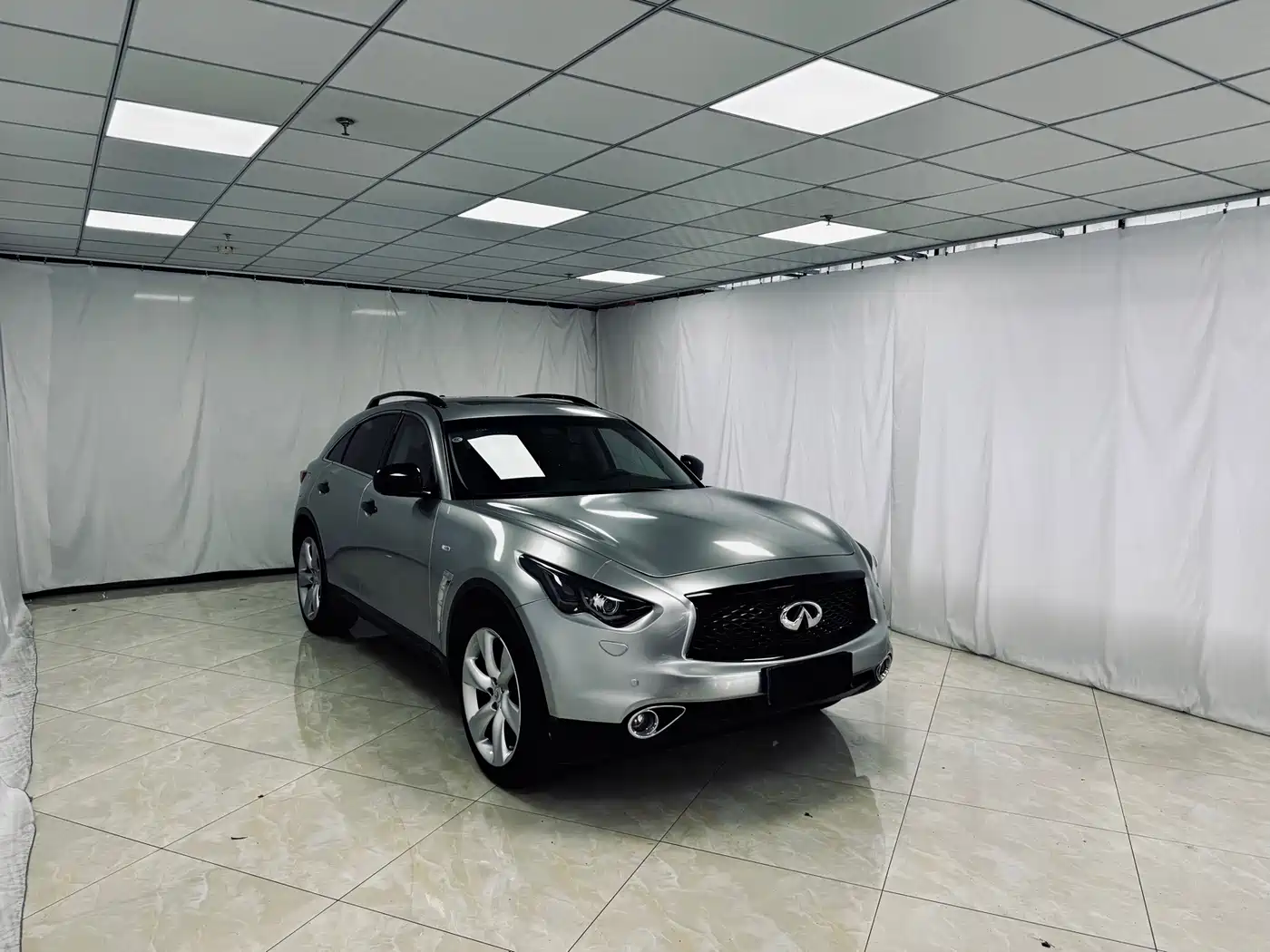 Infiniti QX70 2015 2013 3.7L Superior