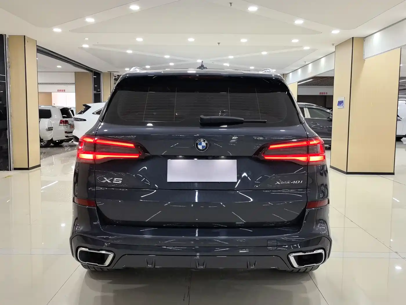 BMW X5 (Import) 2020 xDrive40i M Sport Package фото 20
