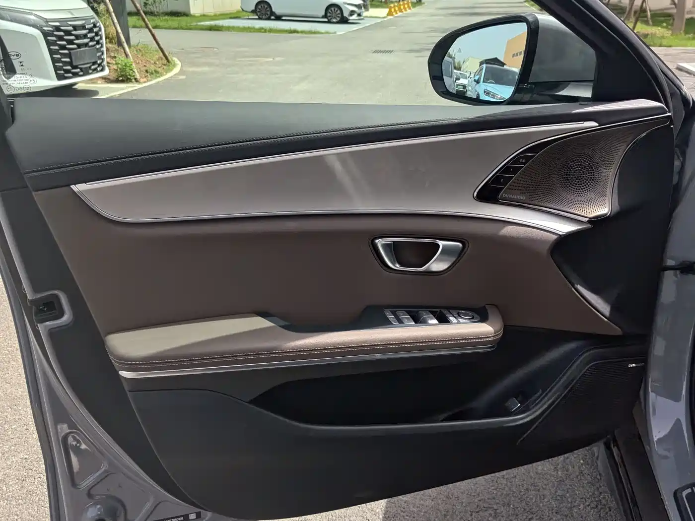 BYD Han 2025 DM-i Smart Driving Edition 125KM LiDAR Flagship фото 16