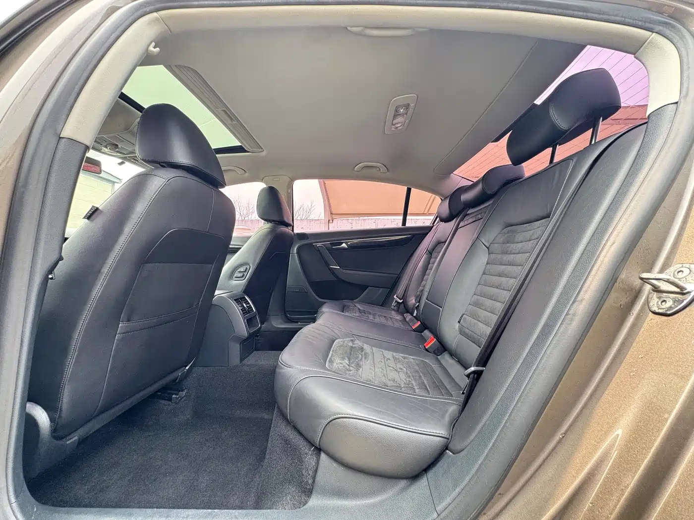 Volkswagen Magotan 2015 Facelift 1.8TSI Luxury фото 21