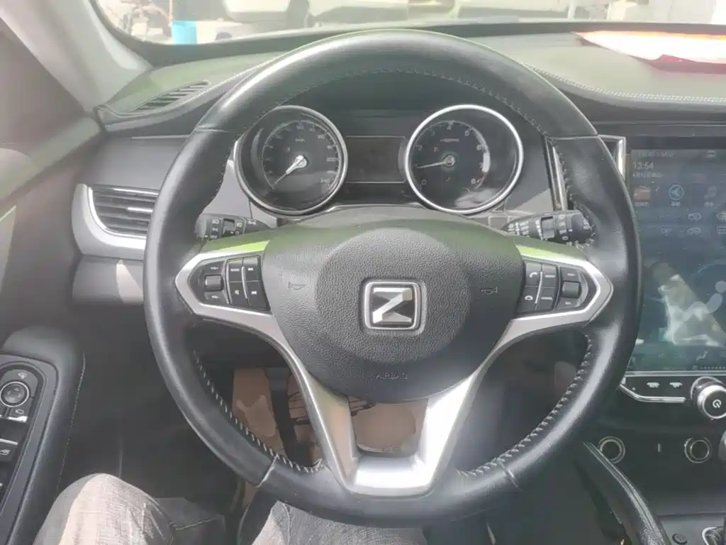 Zotye SR7 2017 2016 1.5T CVT Magic Cube Heart Edition China V