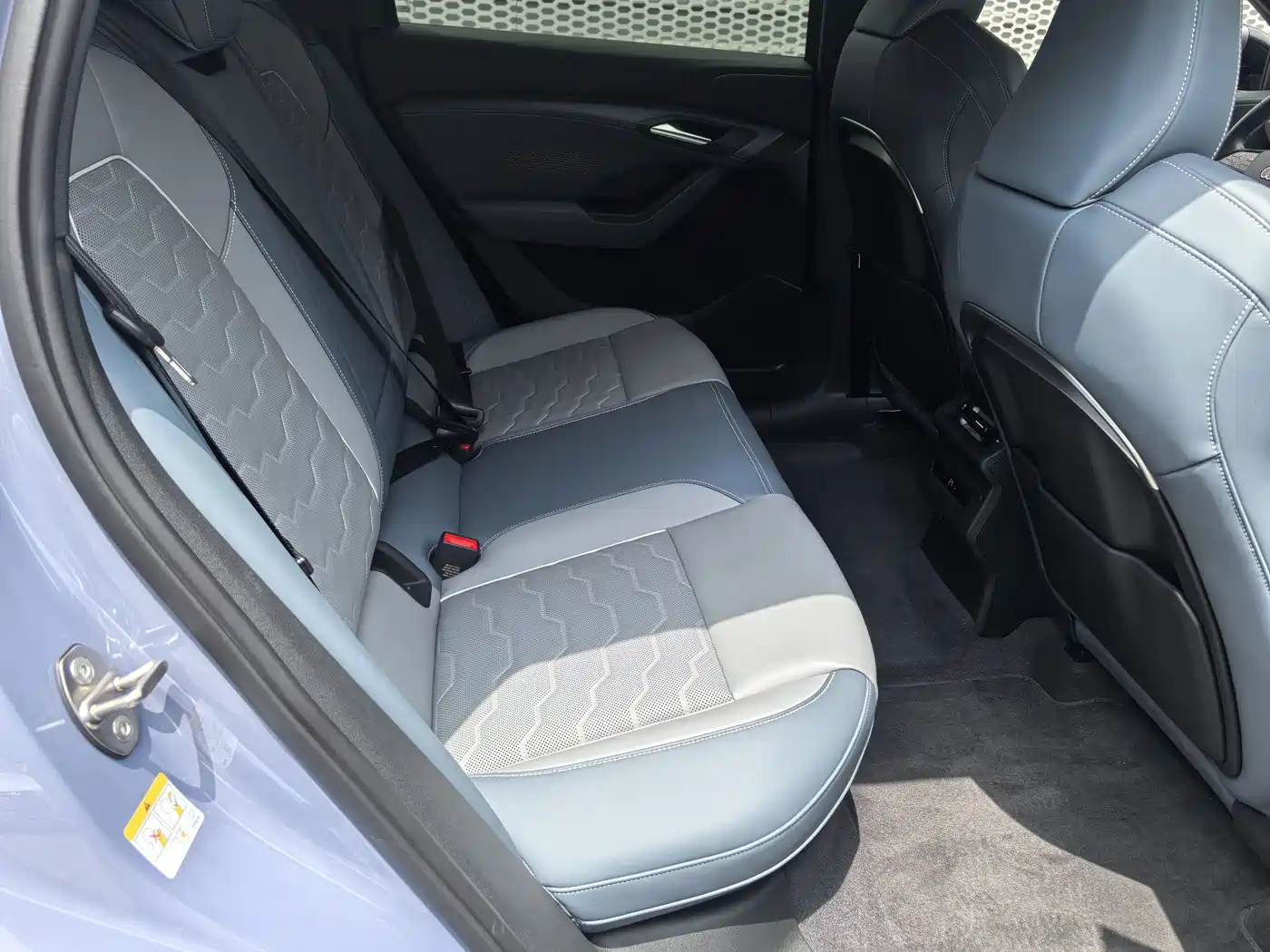 Audi Q6L e-tron 2025 Model Pioneer Edition фото 7