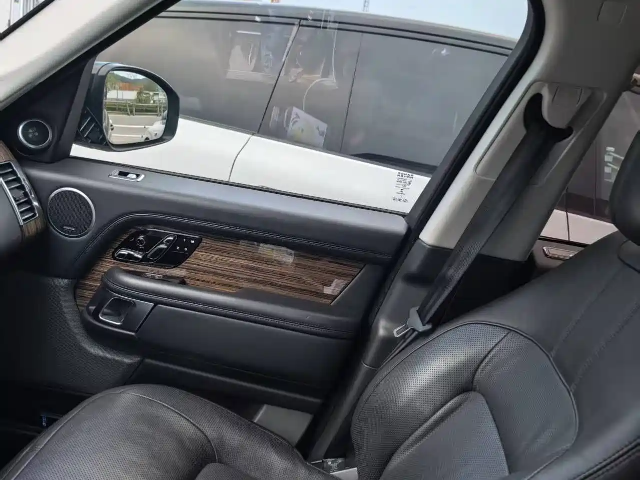 Land Rover Range Rover 2018 3.0 SC V6 Vogue Heritage Edition фото 5