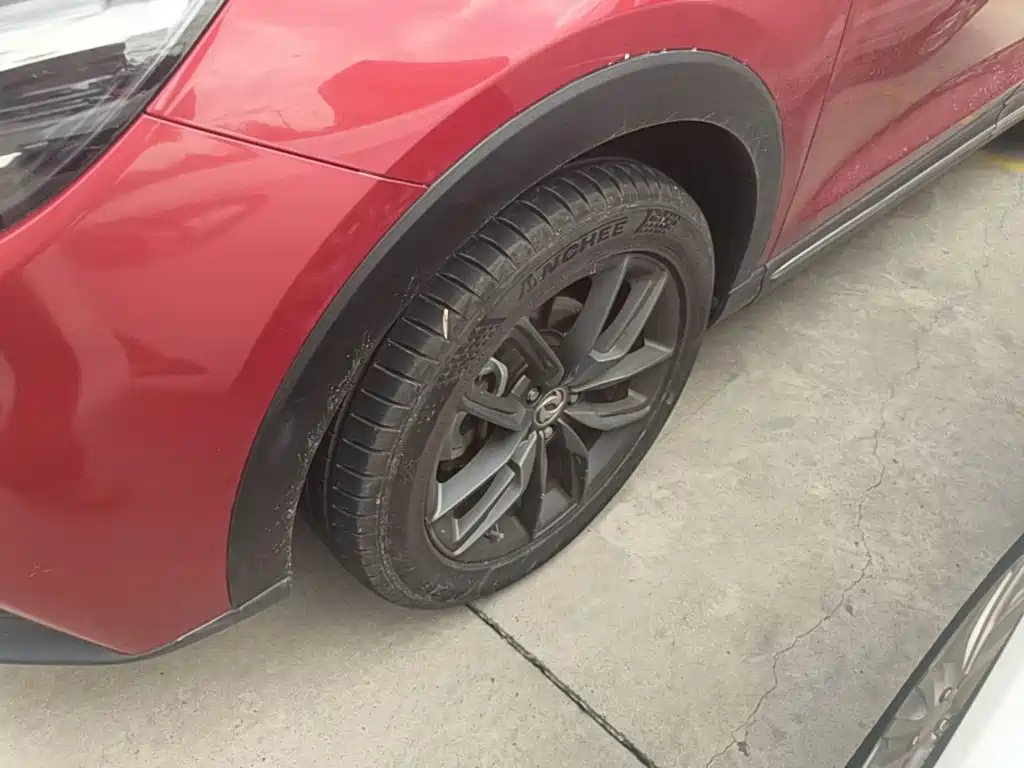 Dongfeng Fengguang Fengguang ix5 2019 2019 220T CVT Smart Joy China V
