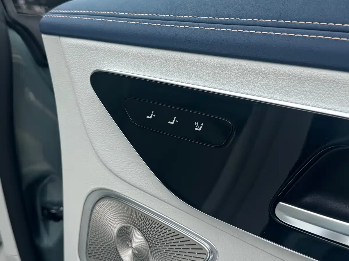 Фото 20 - Mercedes-Benz EQE