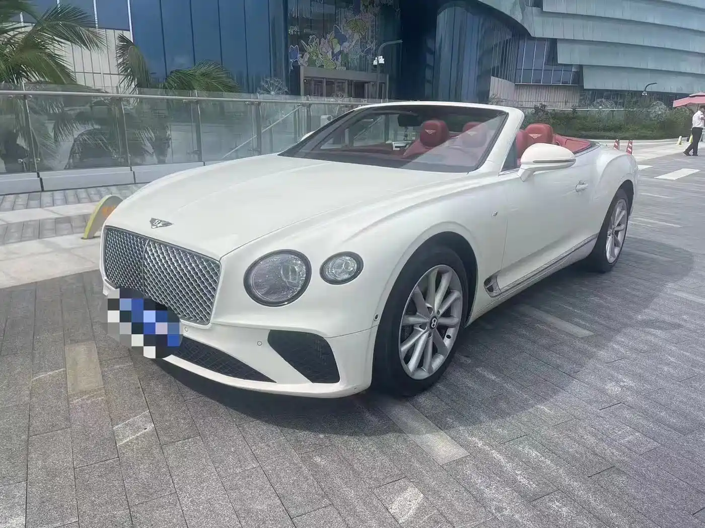 Photo 1 - Bentley Continental