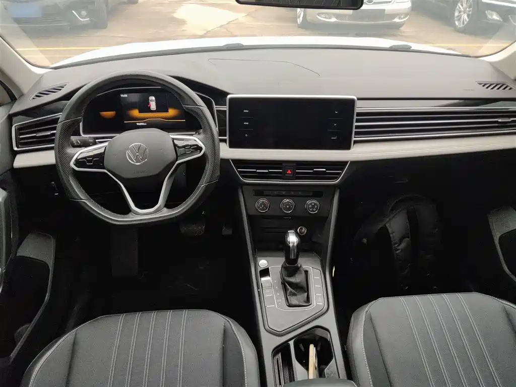 Volkswagen Tiguan L 2023 330TSI Auto 2WD Comfort Edition фото 12