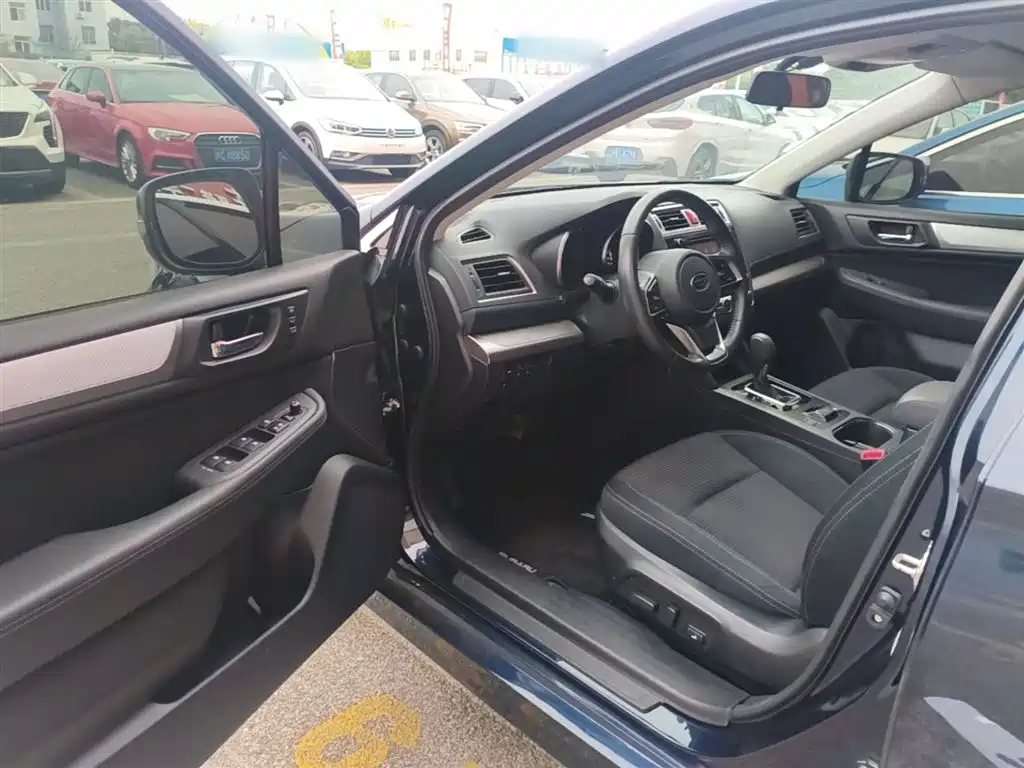 Subaru Legacy 2020 Facelift 2.5i AWD Style Edition фото 16