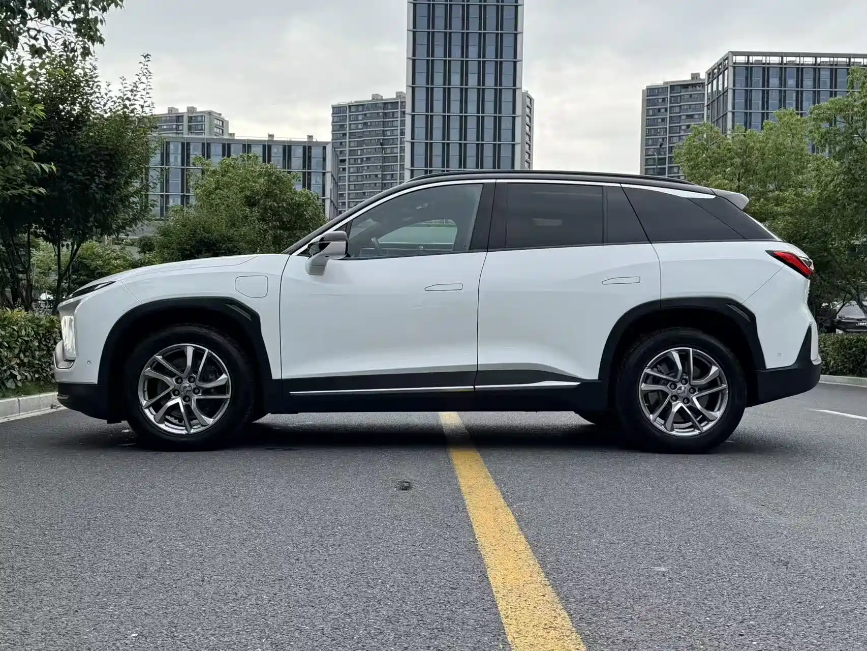 Фото 7 - NIO ES6