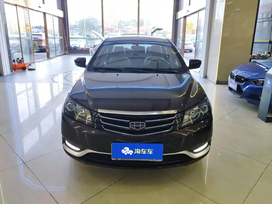 Фото 2 - Geely Emgrand