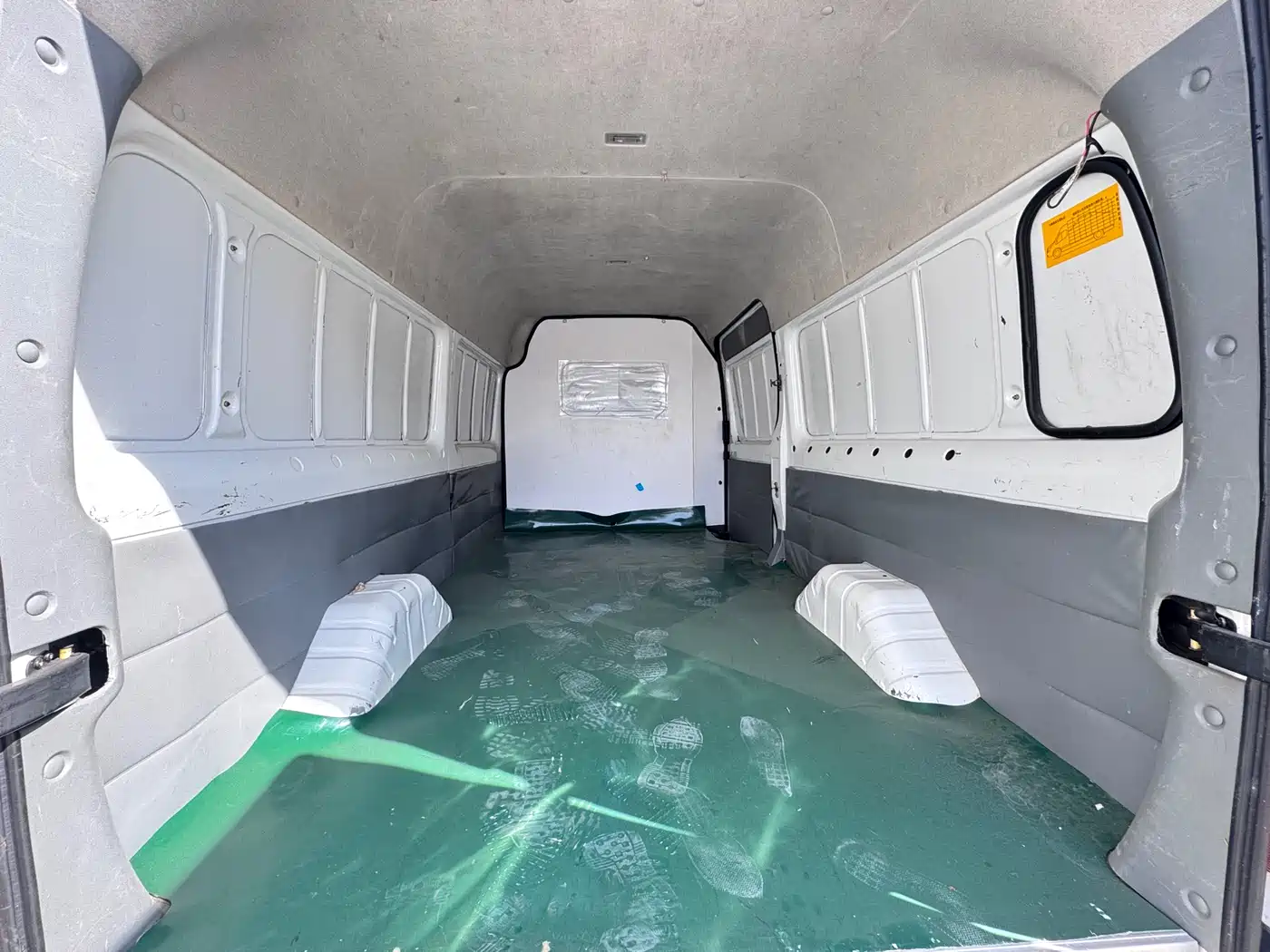 Foton Tuyano 2019 2019 Model 2.8T Van Extended Wheelbase Medium Roof 3 Seater 4J28TC3