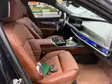 Фото 2 - BMW 7 Series