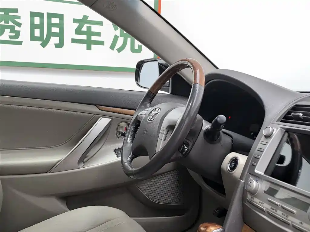Toyota Camry 2010 240G Luxury Edition фото 22