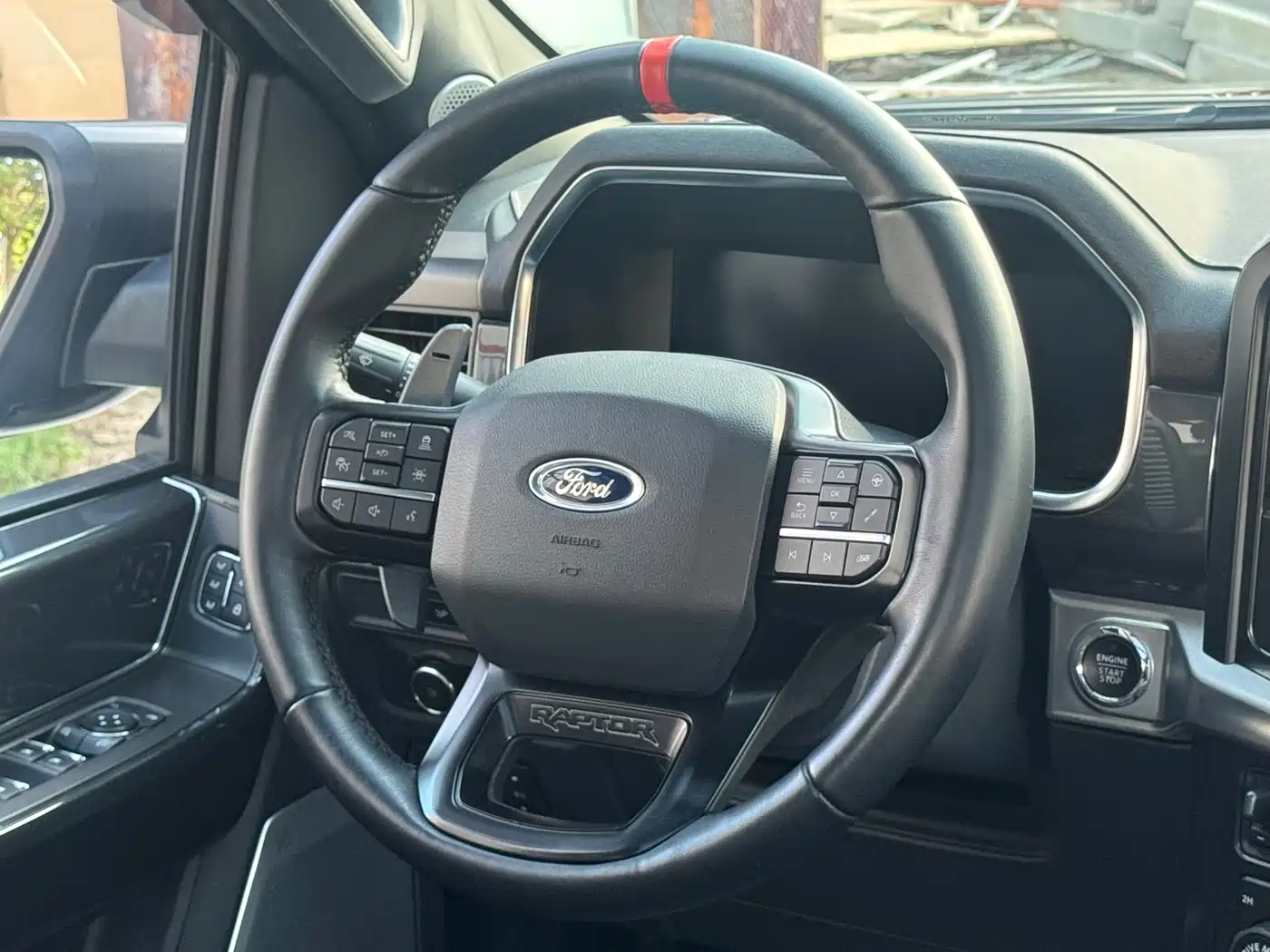 FORD F-150 RAPTOR