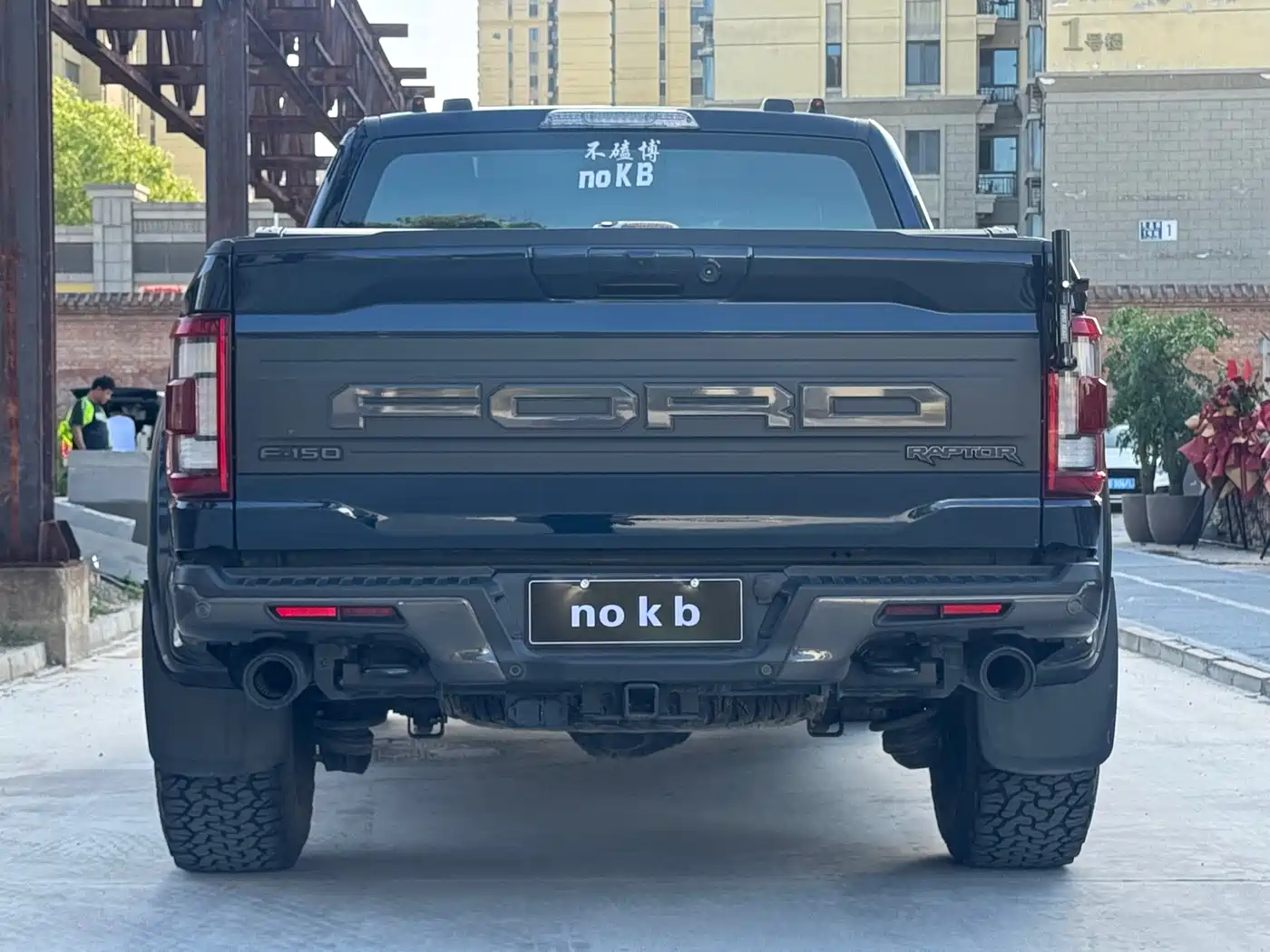 FORD F-150 RAPTOR
