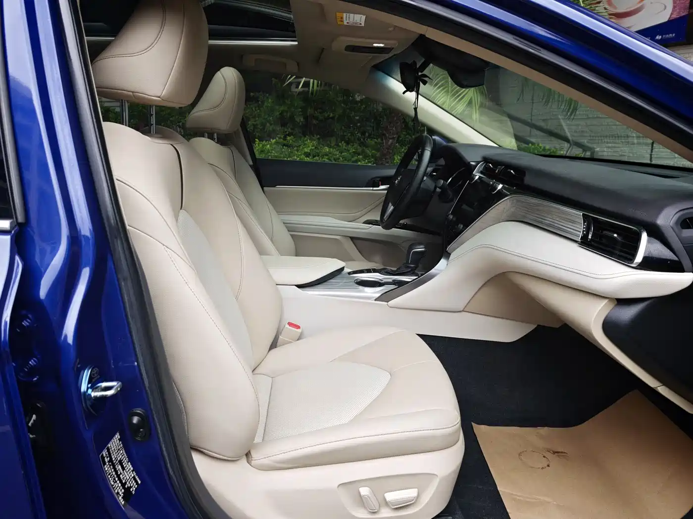 Toyota Camry 2019 Hybrid 2.5HG Luxury Edition China V фото 18