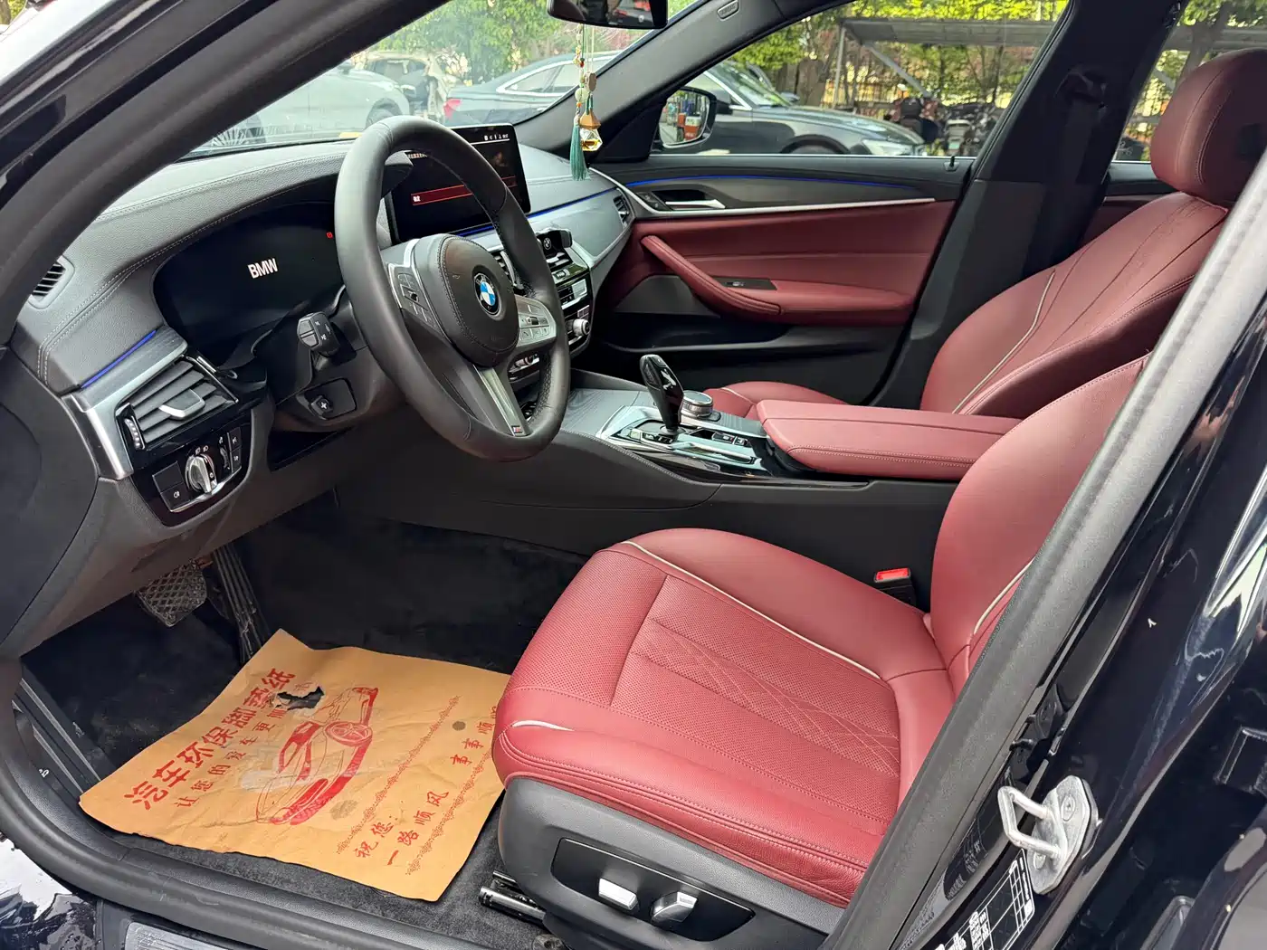 BMW 5 Series 2022 530Li Leading M Sport Package фото 4