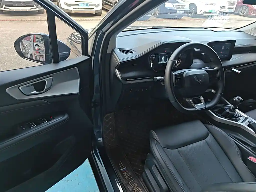 WULING AUTOMOBILE WULING JIACHEN