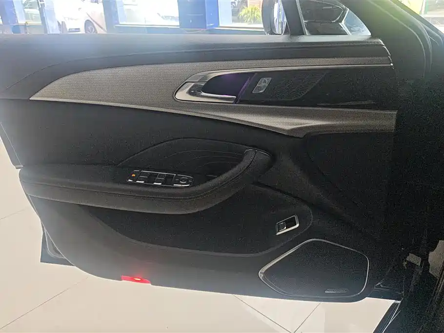 Hongqi H5 2023 2.0T Auto Smart Connect Flag Comfort фото 7
