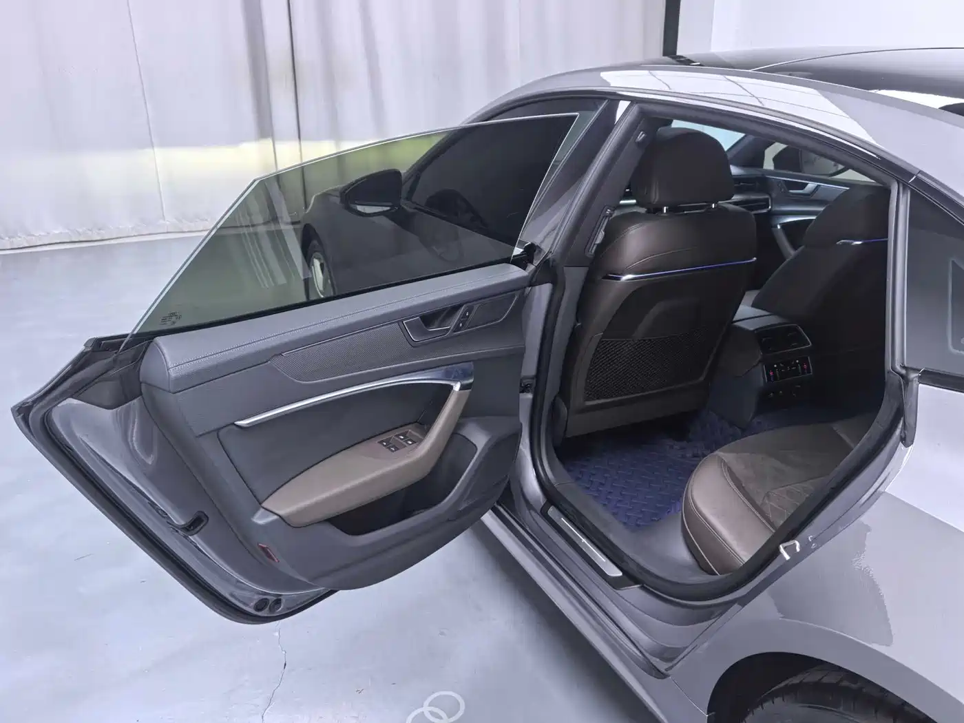 Audi A7L 2022 2022 45 TFSI quattro S-line Wind Rider