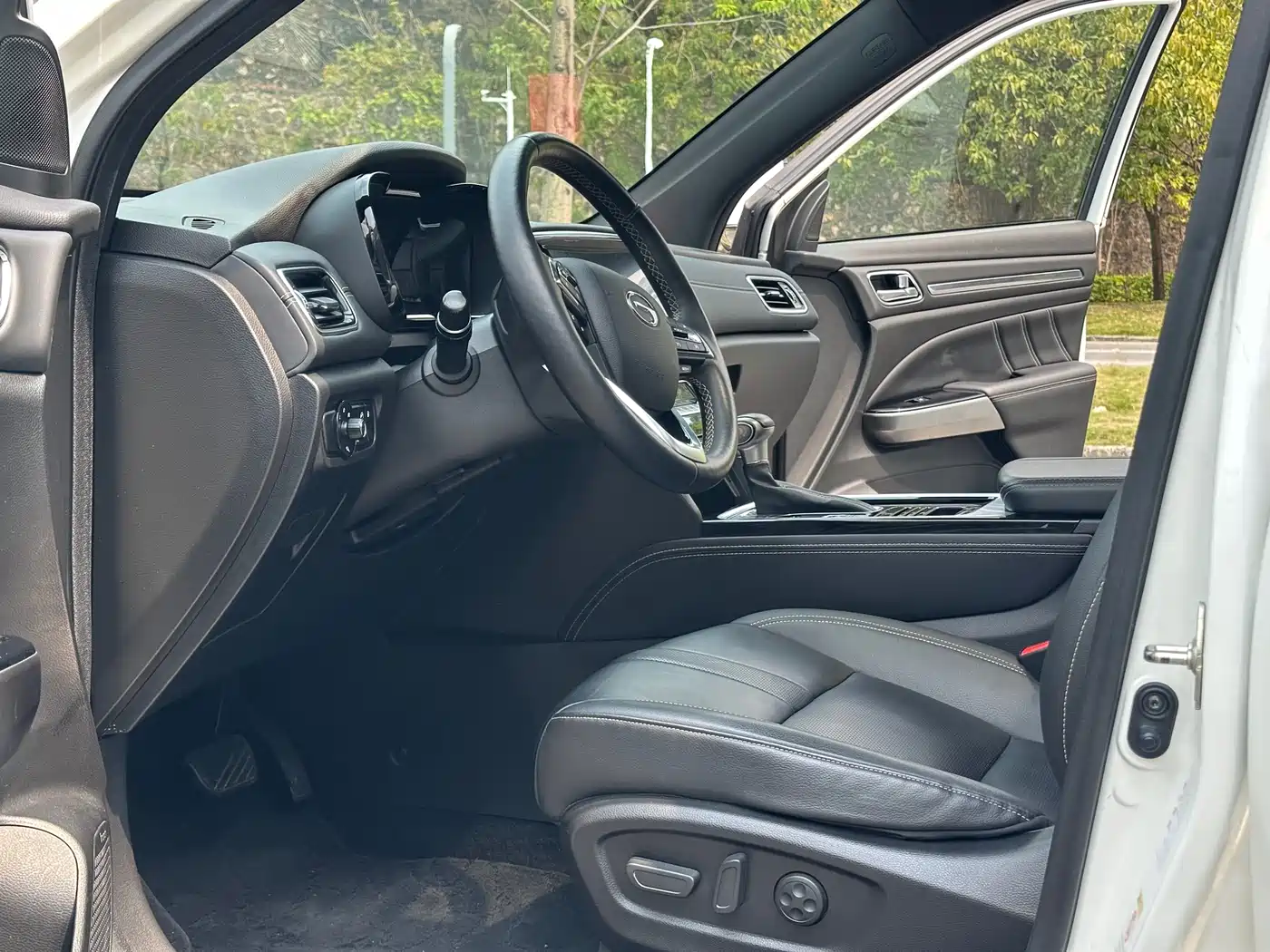 GAC Trumpchi Trumpchi GS8 2020 GS8S 390T 2WD Luxury Smart Connect Edition фото 5