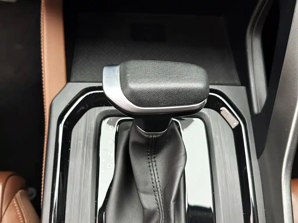 GEELY AUTOMOBILE VISION X6