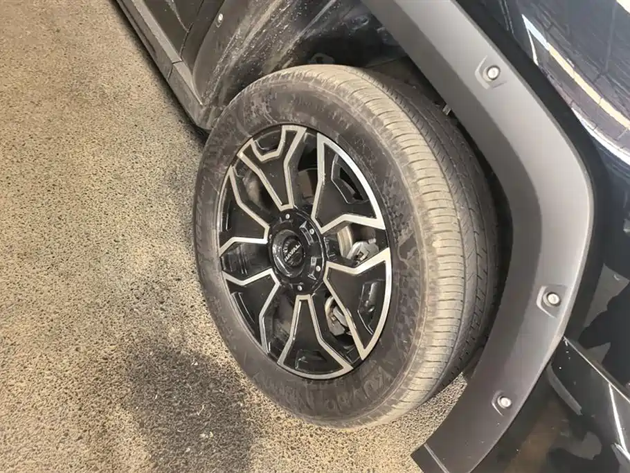 Haval Second-Generation Big Dog New Energy 2025 Hi4 102km Mid Edition фото 6
