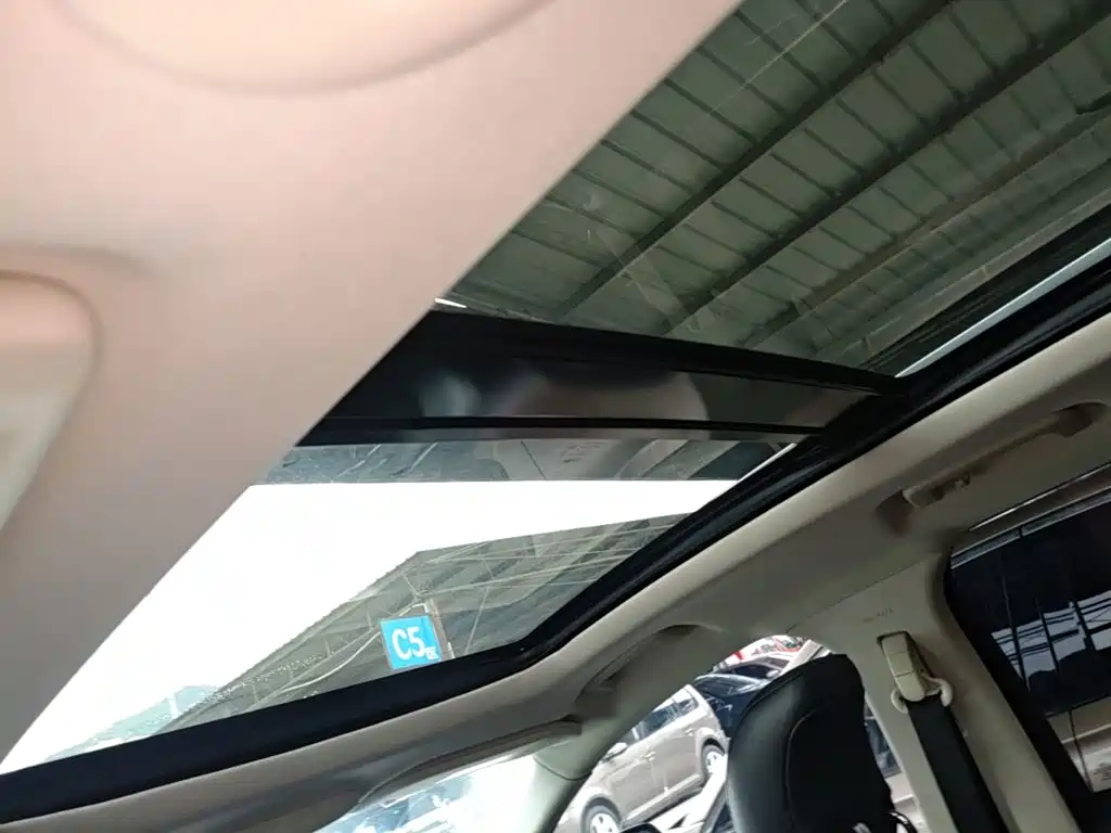 Ford Edge 2018 2018 EcoBoost 245 FWD Luxury 7-seater China V
