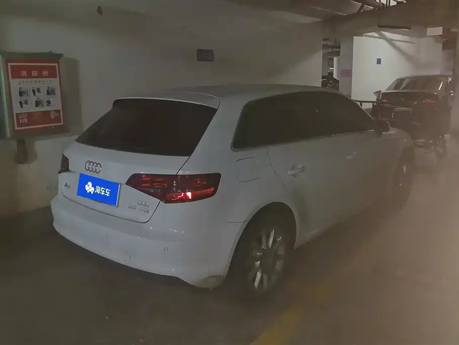 Audi A3 2016 Sportback 35 TFSI Progressive фото 3