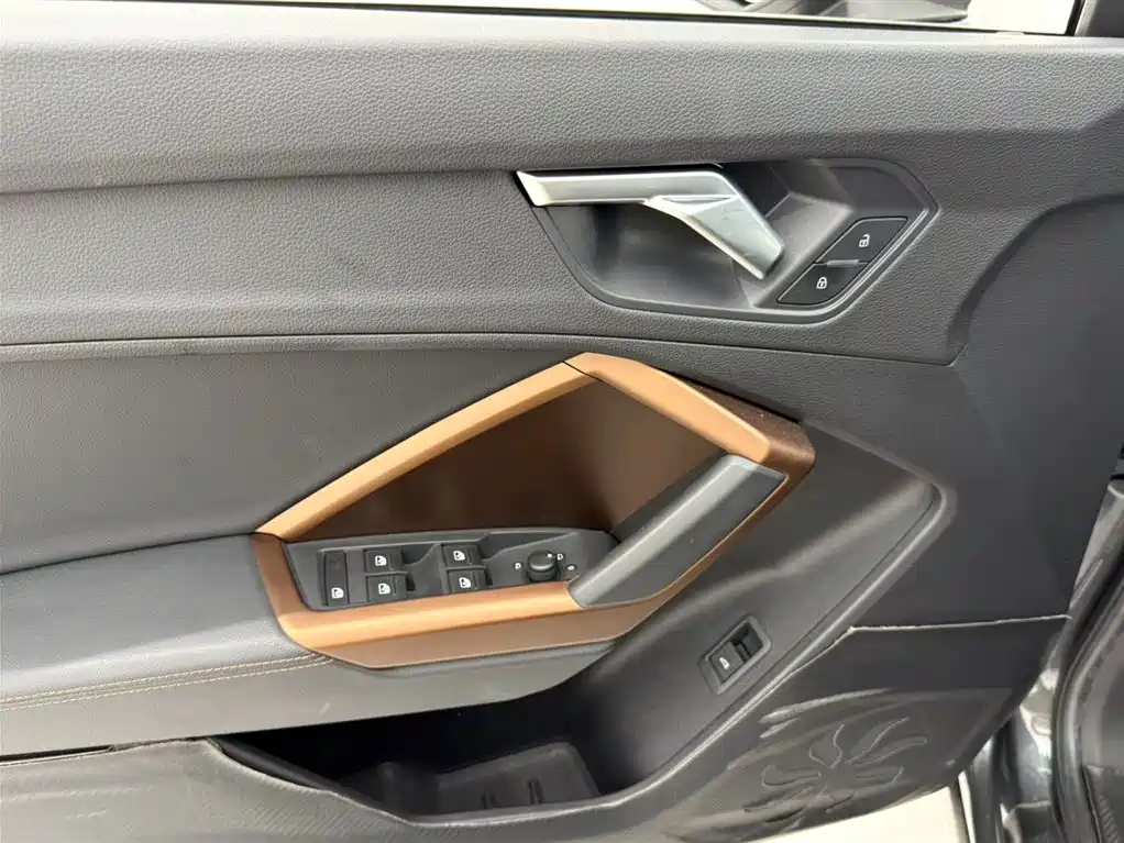 Audi Q3 2023 35 TFSI Fashion Elegance (1.4T) фото 8