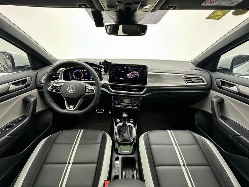 Photo 22 - Volkswagen T-ROC