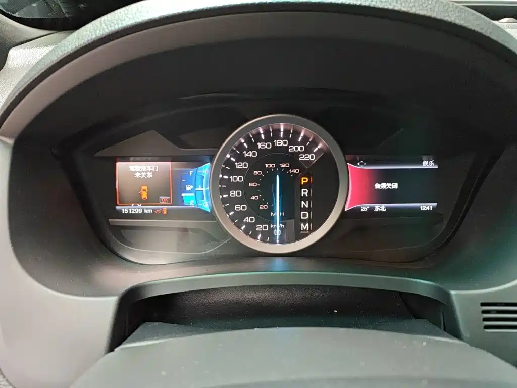 Ford Explorer (Import) 2015 2013 3.5L Premium Edition