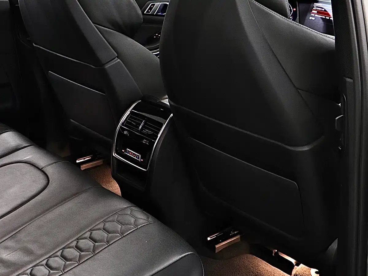 BMW X5 M 2020 X5 M фото 16