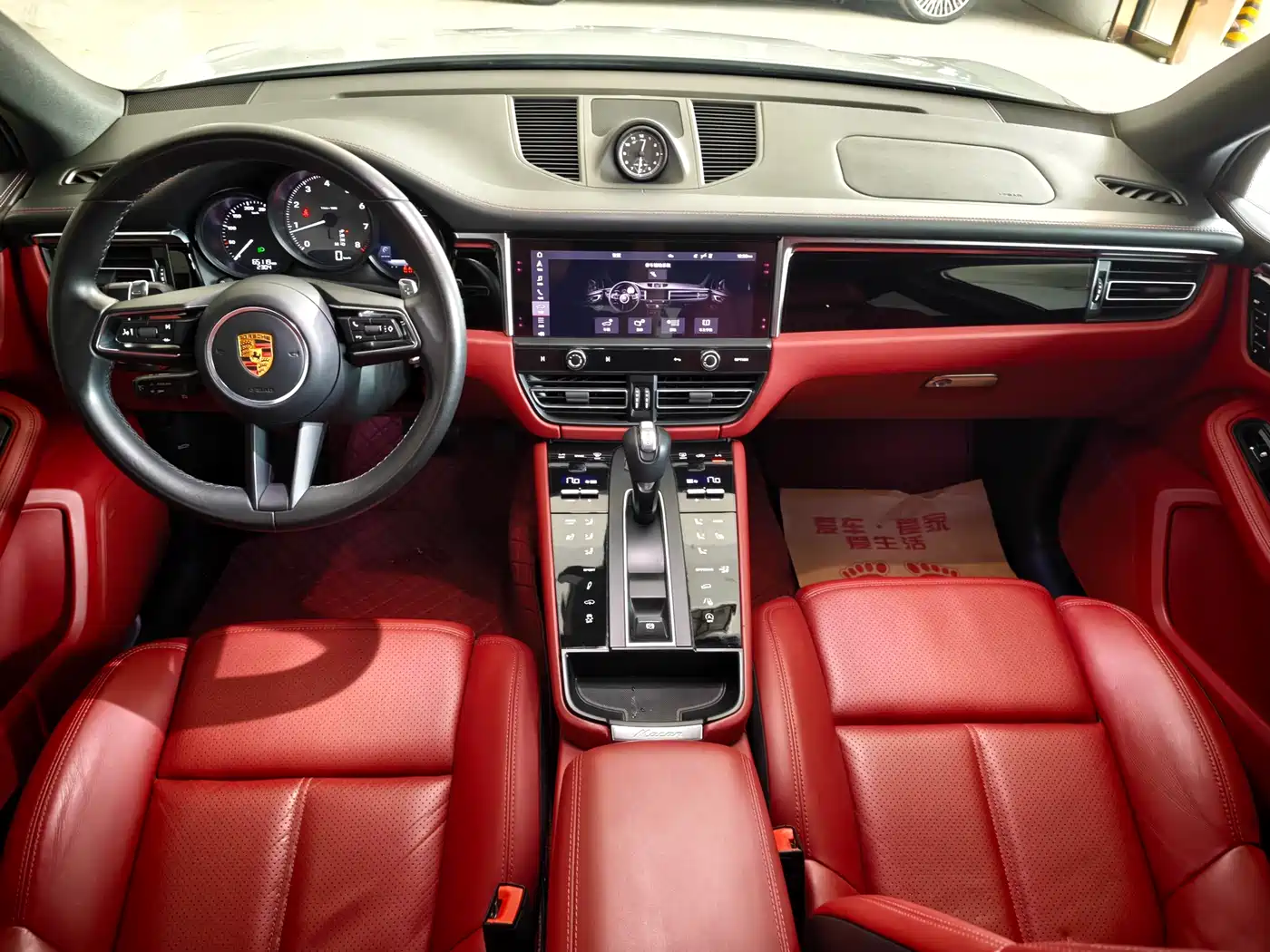 Фото 8 - Porsche Macan