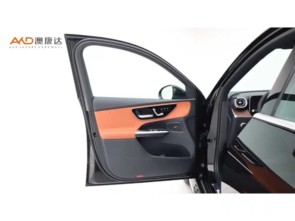 Mercedes-Benz GLC 2024 Facelift GLC 300 L 4MATIC Sport 5-seater фото 10
