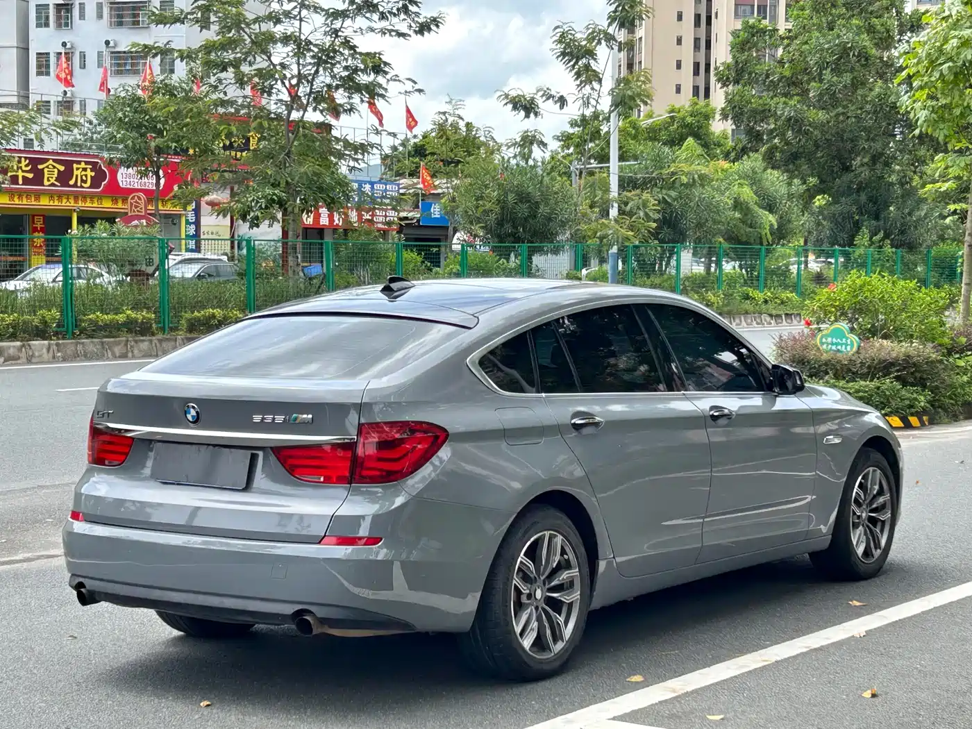 BMW 5 Series GT 2010 2010 535i Leading Model