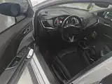 Photo 16 - Chevrolet Cavalier