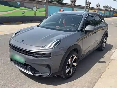 Lynk & Co 06 EM-P