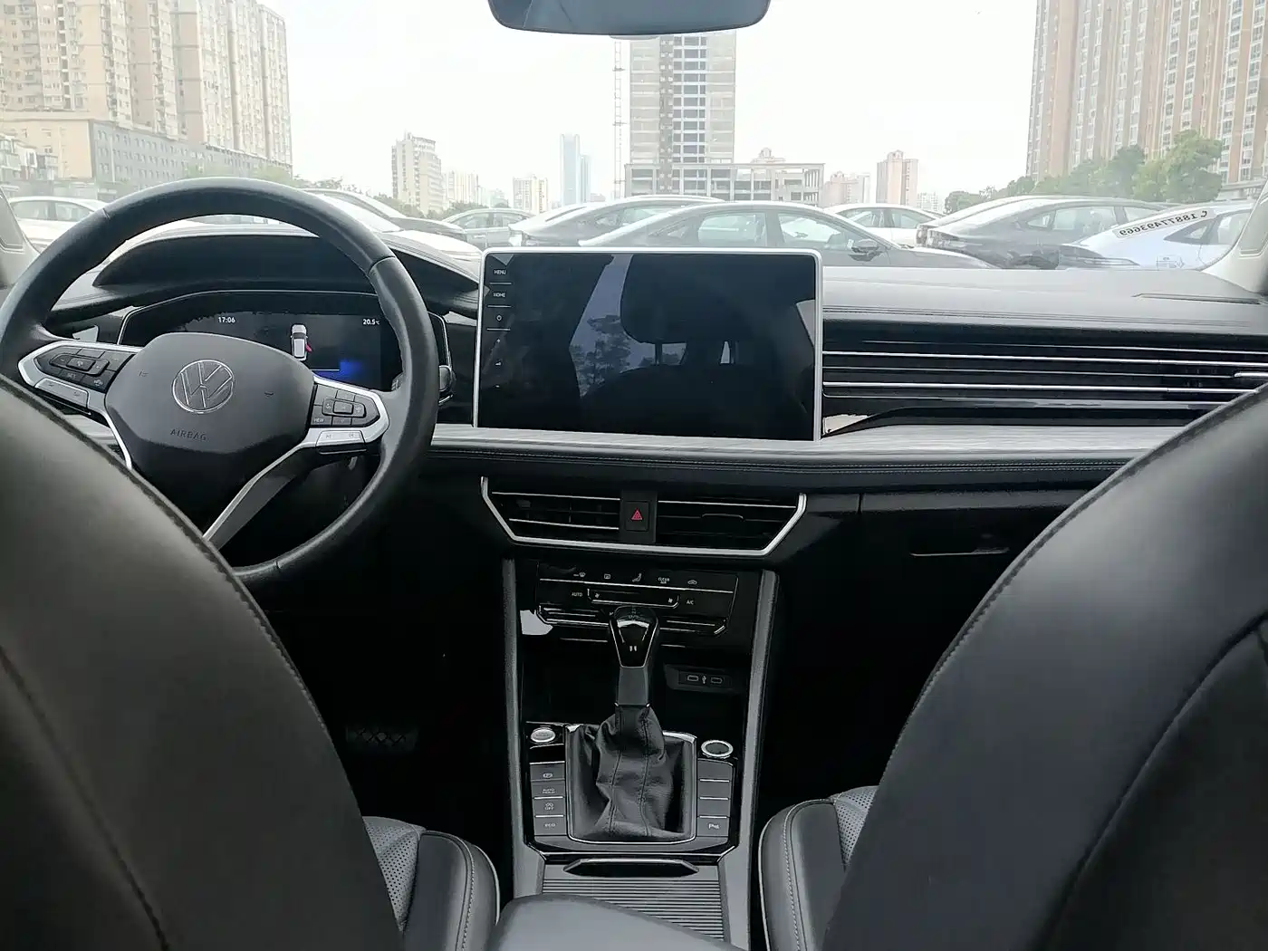 Volkswagen Sagitar 2023 Model Year 200TSI DSG Surpass Edition фото 4