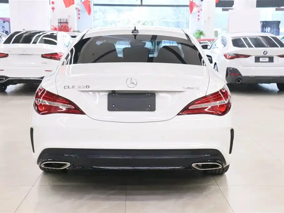 Mercedes-Benz CLA (Import) 2016 Facelift CLA 220 4MATIC фото 4