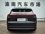 Фото 36 - Li Auto i6