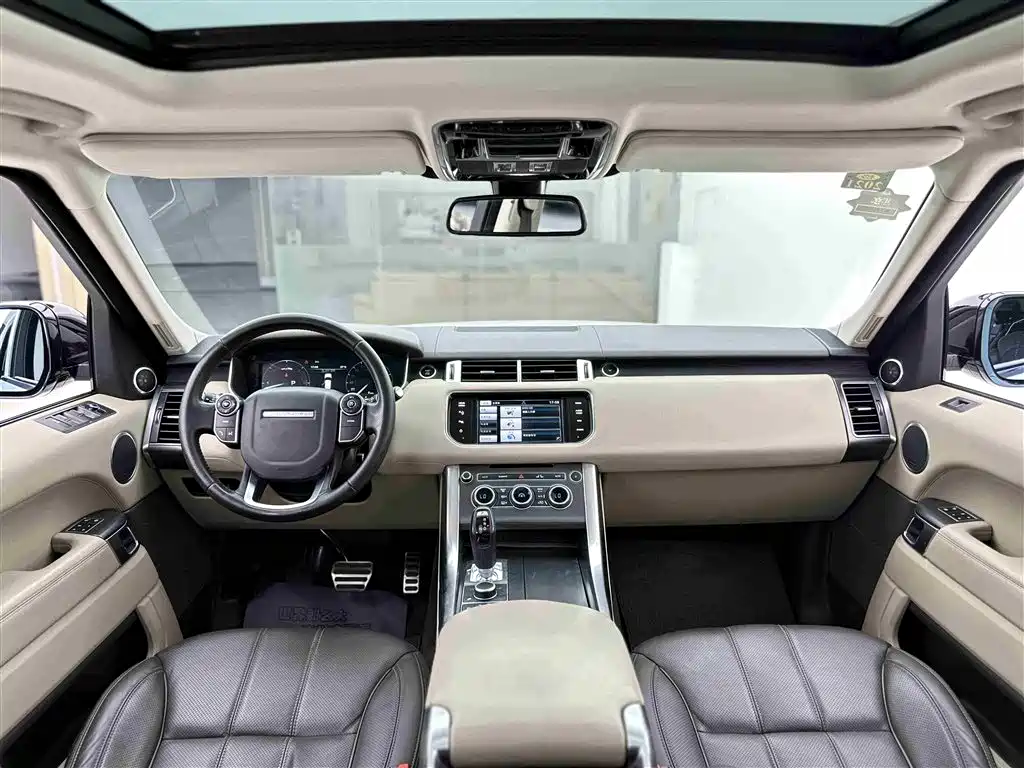 Land Rover Range Rover Sport 2015 3.0 SDV6 HSE DYNAMIC фото 9