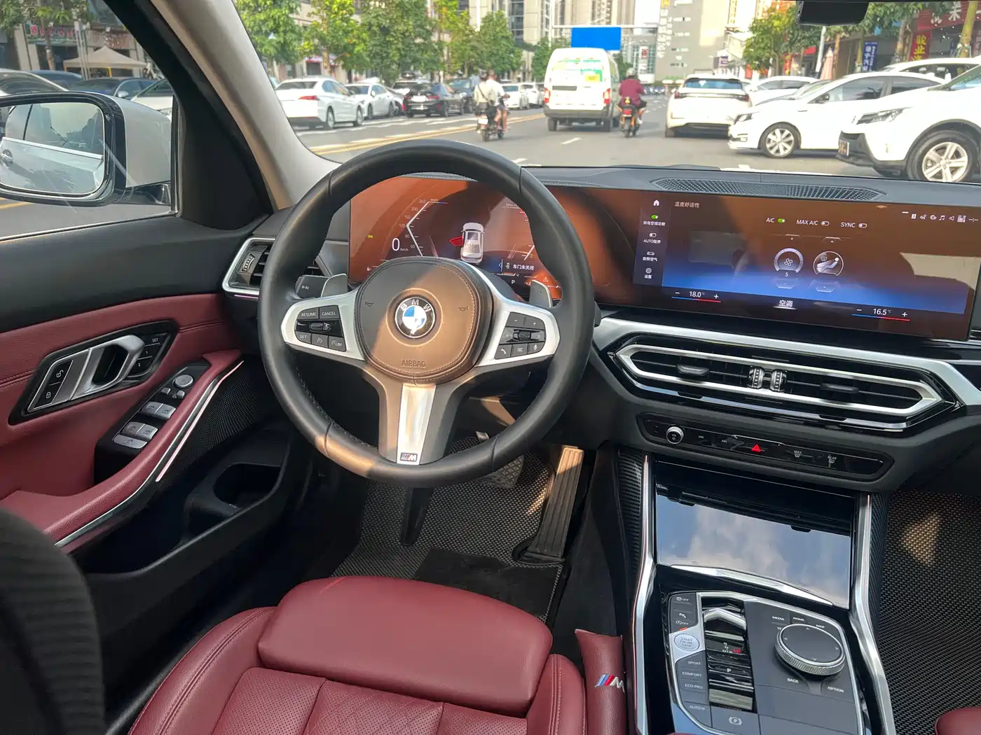 BMW 3 Series 2023 320Li M Sport Package фото 7