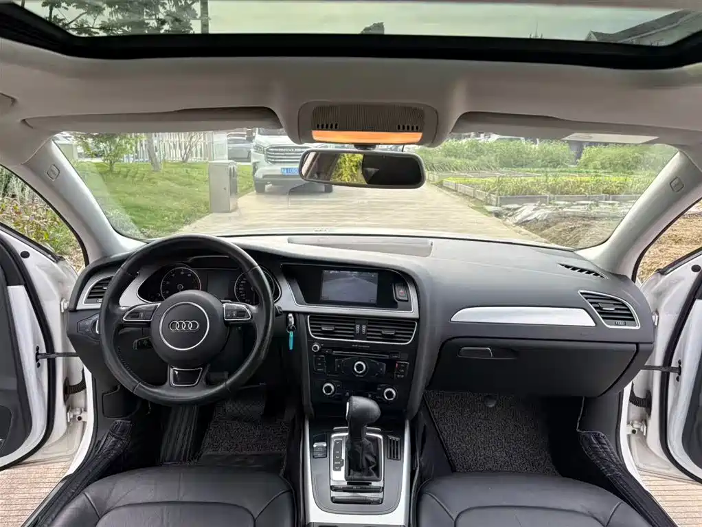Audi A4L 2015 35 TFSI Auto Standard фото 4