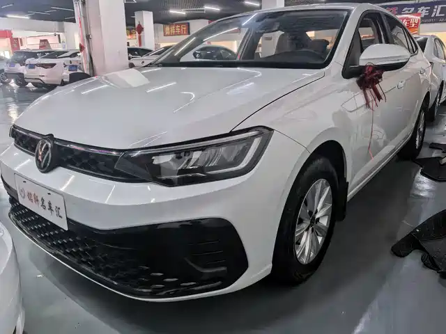 Volkswagen Lavida New Edge, 1.5L, Outstanding, New Wish