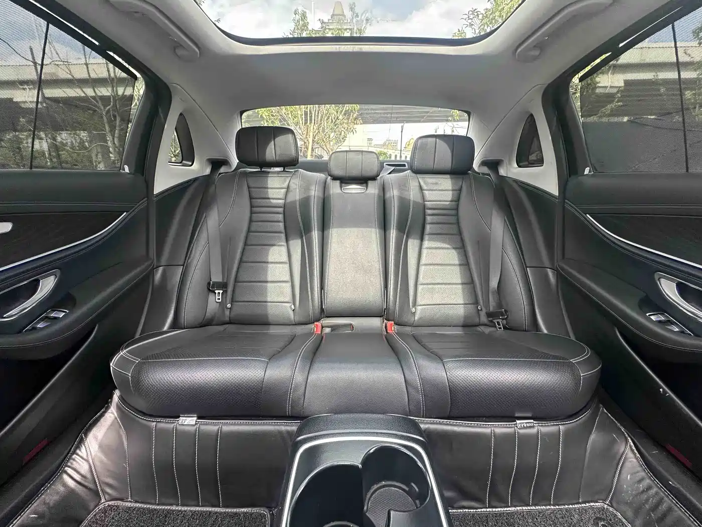 Mercedes-Benz E-Class 2016 E 300 L Sport Luxury фото 18