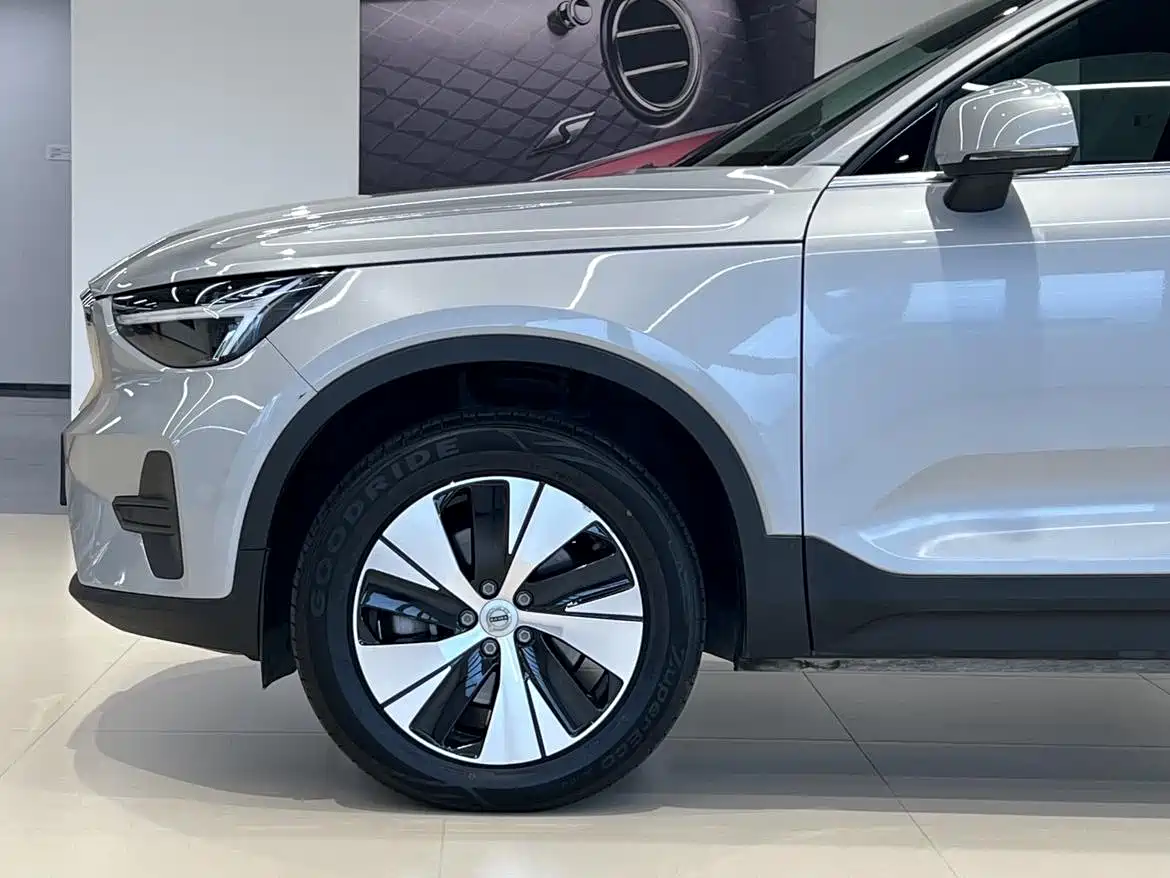 Volvo XC40 2024 2024 B3 Smart Elite Luxury Edition